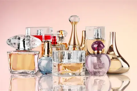 Perfum EDP co to znaczy? Poznaj tajemnice wody perfumowanej