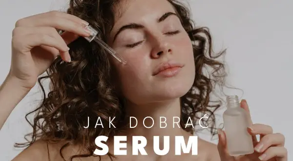 Kobieta aplikuje serum na twarz. Dowiedz się, co to jest serum i jak wybrać najlepsze dla siebie.