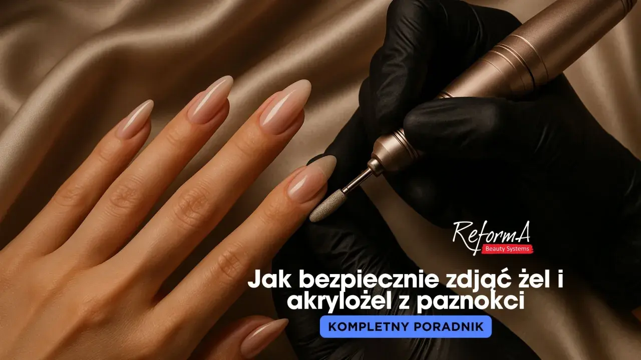 Dłoń z paznokciami żelowymi i frezarką. Poradnik: jak ściągnąć paznokcie żelowe bezpiecznie.