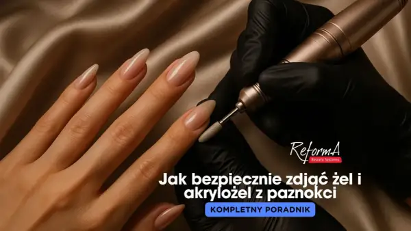 Dłoń z paznokciami żelowymi i frezarką. Poradnik: jak ściągnąć paznokcie żelowe bezpiecznie.