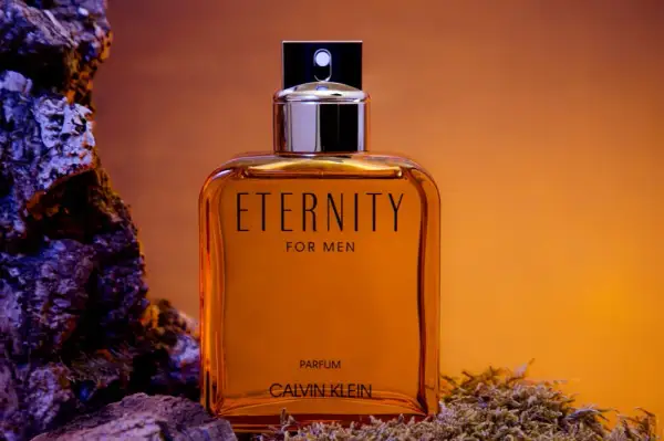 Najlepsze perfumy męskie, które podkreślą Twój styl i osobowość
